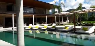 House in paris (interior & exterior) inside tour hollywood lifestyle presents neymar's new house tour 2020 | this video is about neymar's home 2020 in inside and. Neymar S Amazing 7m Mansion With Helipad And Jetty Where He Is Spending Coronavirus Isolation With His Pals In Rio