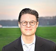 pur. public relations