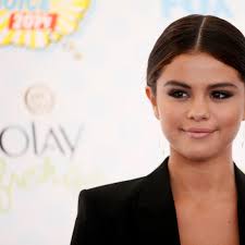 Selena Gomez Concerned Hackers May Release Private Pics, Other Instagram  Stars Bracing for Leak
