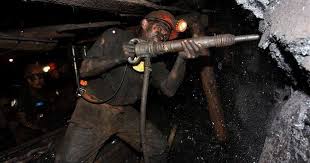 В основном это были минералы и металлы. Sozdat Mem Professiya Shahter Gornyaki Shahta Kartinki Meme Arsenal Com