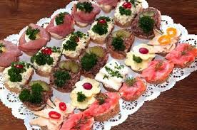 Belegte Happchen Und Feine Canapes Hohndorf Kuchenute