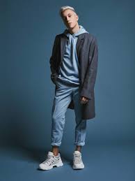 378,599 likes · 9,124 talking about this. Loic Nottet On Twitter Tame The Flames And It Won T Burn U Anymore