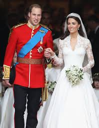 Princess elizabeth's wedding to philip mountbatten took place at westminster abbey and was broadcast to 200 million radio listeners around the world. Guide To British Royal Titles Popsugar Celebrity