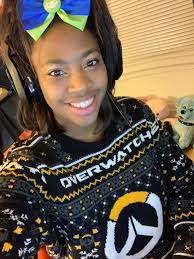 the ootd we're obsessing over. shop our New York Sweater going live tonight  at 5:30! 🌆