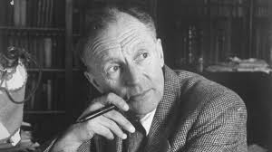 Why should we read Joyce Cary?