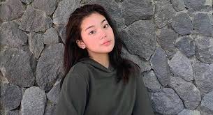 Rodrigo has eight grandchildren in all, half of whom are muslims and half are christians. Kitty Duterte Veronica Age Ig Boyfriend Wiki Mother Family Wikimylinks