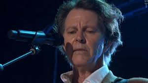 Powderfinger's Bernard Fanning and Something For Kate's Paul Dempsey divide  ABC viewers with New Year's Eve performance: 'Ancient crones'