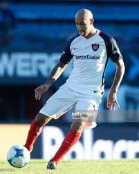 Encontrá en stadium todos los modelos de las mejores marcas al mejor precio. Juan Mercier Of San Lorenzo Drives The Ball During A Match Between San Lorenzo And Aldosivi As Part Of Torneo Primera Division 2016 San Lorenzo Division Photo