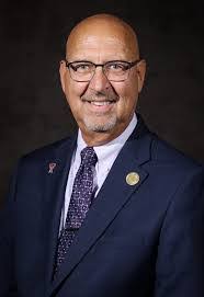 Chris Mandrell's Instagram, Twitter & Facebook