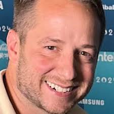 Former college runner-turned-viral sensation Daniel LaBelle uses physical  comedy to re-imagine Olympic sports