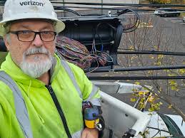 Verizon retirees connect with coworkers