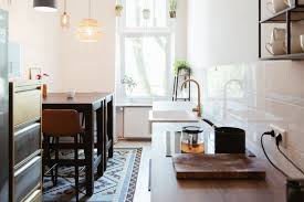 Traumhafte Wg Kuche In Berlin Kuchen Inspiration Mobliertes Zimmer Kuche Einrichten