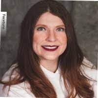 Holly Baumann's Instagram, Twitter & Facebook