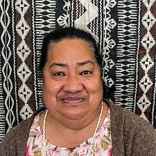 Elena King's Instagram, Twitter & Facebook