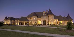 This list will help you pick the right pro house builder in dallas. Dallas Tx Luxury Home Builder Rockwall Home Contractor Westchester Custom Homes Custom Homes Custom Home Builders Home Builders