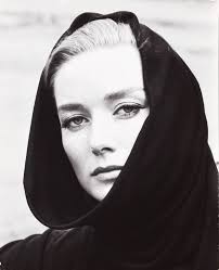 Tania Mallet
