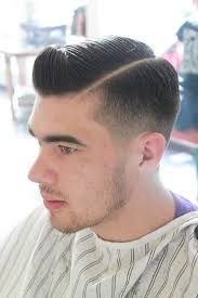 Sep 13, 2019 · jokowi ingin model rambut undercut gaya anak muda seperti jokowi pun menyambut ide sang penata rambut ia mengatakan akan mencoba gaya tersebut minggu depan brad pitt shutterstock dikutip dari laman fashion beans potongan rambut undercut menjadi salah satu yang paling ikonik di dunia gaya ini digunakan selebriti hollywood seperti brad pitt pemain bola hingga tentara Model Rambut Pria 5 Cara Menata Model Rambut Pria Undercut Yang Mudah Dan Keren