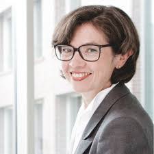 Claudia Hammer's Instagram, Twitter & Facebook