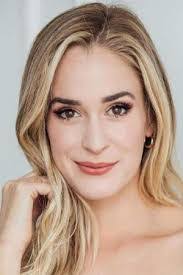 Ann Foo's Instagram, Twitter & Facebook