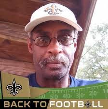 Aaron Dwight's Instagram, Twitter & Facebook