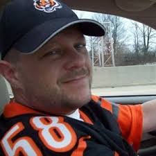 Raymond Ballinger's Instagram, Twitter & Facebook