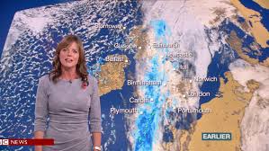 Weather broadcaster, louise lear is one of the recognized presenter in the news industry. Louise Lear Biography Images