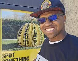 Hirshhorn Projects :: Photos, videos, logos, illustrations and branding ::  Behance