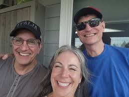 Here's a few more pictures from the Christmas with the Stars event 2 years  ago. Such great memories are flooding through me looking at all the fun and  the tears. Celebrities included