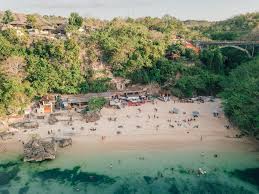 Padang Padang Beach In Uluwatu The Ultimate Guide Jonny