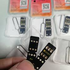Insert black chip along with sim card · 3. Gevey Pro Rsim Unlock Sim Iphone12 11 Pro Max 12p 11 8 7 6s 5s Se Se2 Turbo Unlock Sim Chip Shenzhen Lecoson Technology Co Ltd Ecplaza Net