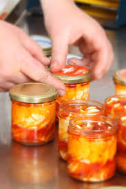 Die jakobsberger milchhandwerker sind ein junger familienbetrieb. Unsere Werkstatten Jakobsberger Milchhandwerker