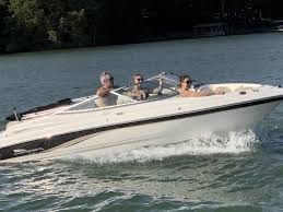 Keowee is known for it's clear emerald green water and spectacular views of the blue ridge mountains. Boat Rentals In Lake Keowee Lake Keowee Water Sports Rentals