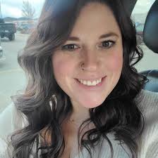 Who can perform an outdoor wedding ceremony in Cranbrook, BC?