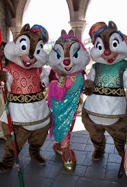 CharactersPhotosBlog on X: Special outfits for Clarice, Chip and Dale  during the « Jungle Book Jive » show every day this summer for the Lion  King and Jungle Festival at @DisneylandParis ! #