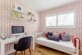 How to decorate your apartment walls without losing your security deposit. 7 Ways To Decorate Your Walls When Painting Is Not An Option