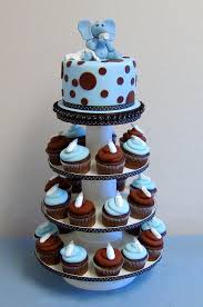 Browse collection video and gallery picture of baby shower cakes and cupcakes for boys and get inspiration. Pin By Elsa On Party Event Styling Baby Shower Cupcakes For Boy Baby Shower Cupcakes Elephant Baby Shower Cake