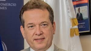 Ito Bisonó es el nuevo ministro de Vivienda