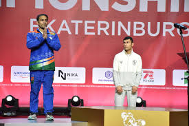 Shah rukh khan, ranbir kapoor: Adg Pi Indian Army On Twitter Aibaworldboxingchampionships Naib Subedar Amit Panghal Indianarmy Armysportsinstitute Missionolympicswing Bags Silver Medal First Indian Male Boxer To Reach The World Boxing Championship Finals Proud