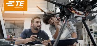 Școala informală de it reunește comunitatea pasionaților de tehnologie în cadrul celui mai informal eveniment de networking al toamnei, la brașov. De La Psihologie La It Povestea Lui Bogdan Pasca Absolvent Scoala Informala De It