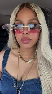 Mamie Ramirez's Instagram, Twitter & Facebook