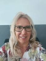 200+ profile według frazy „Piesik”