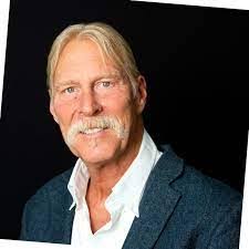 Thomas Ensminger's Instagram, Twitter & Facebook