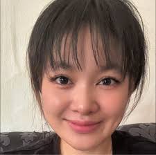 Aik lemah juga? Budak pegang pisau takkan mau lembut2 sama tu budak. Cara  lama pakai rotan tapi paling berkesan