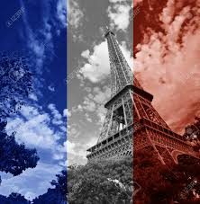 En 1913 la ville possède cent mille entreprises qui emploient un million d'ouvriers  136 . Paris Tour Eiffel Avec Drapeau Bleu Blanc Rouge Francaise Banque D Images Et Photos Libres De Droits Image 49072680