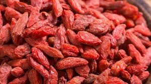 Untuk rasanya sendiri kurma bahri ini termasuk kedalam jenis kurma yang manis dan banyak mengandung serat dan gula sebagai sumber kurma mojol memiliki warna merah kecokelatan dengan bentuk yang lumayan besar dan banyak mengandung air. Goji Beri Buah Yang Dipercaya Sebagai Resep Awet Muda Dan Usia Panjang Hingga 100 Tahun Bbc News Indonesia