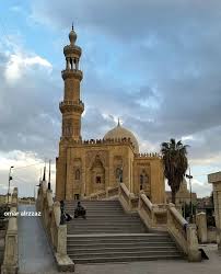 مسجد زين العابدين في منطقة زينهم و هو الإمام زيد بن علي المعروف بزين العابدين بن الحسين بن علي بن أبي طالب وكنيته أبو الح Interesting Buildings Egypt Taj Mahal