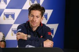 Avec ce constructeur, il poursuit son apprentissage, débutant en 2000 en ama superbike. Nicky Hayden Death Driver Sentenced Visordown