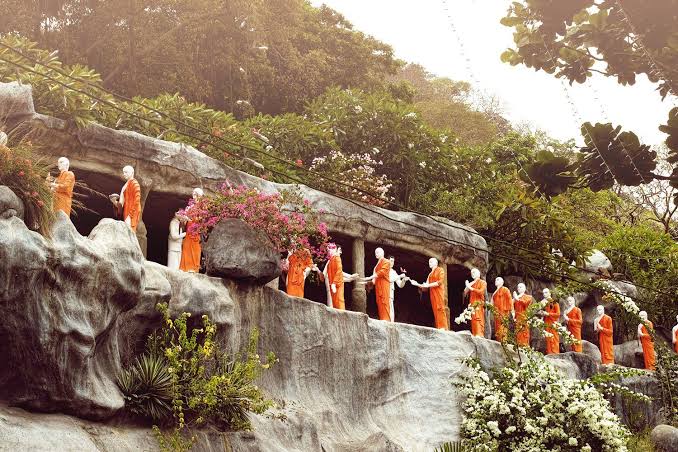 Dambulla Golden Temple golden Buddha statue landmark Sri Lanka