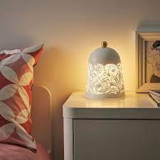 solskur lampe de table a led blanc couleur laiton ikea led table lamp white table lamp table lamp