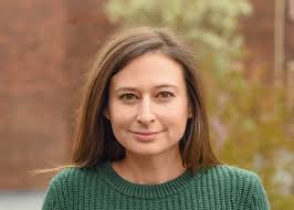 Lisa Gartner, Investigative Editor